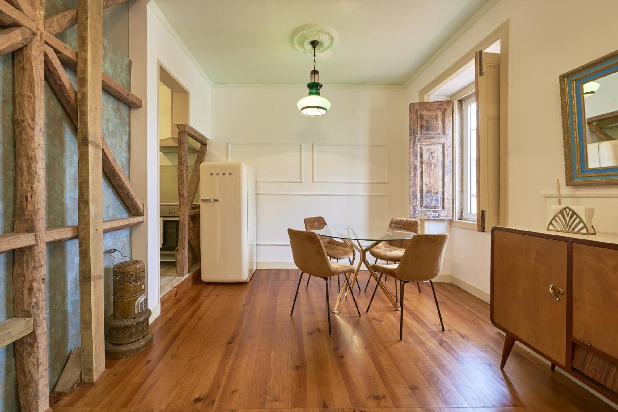 Alcantara Like A Local Apartment *